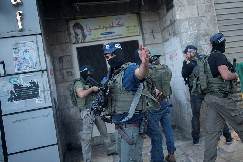 פיגוע רודף פיגוע: הרוג ופצועים קשה ביפו; שוטרים נורו בבירה