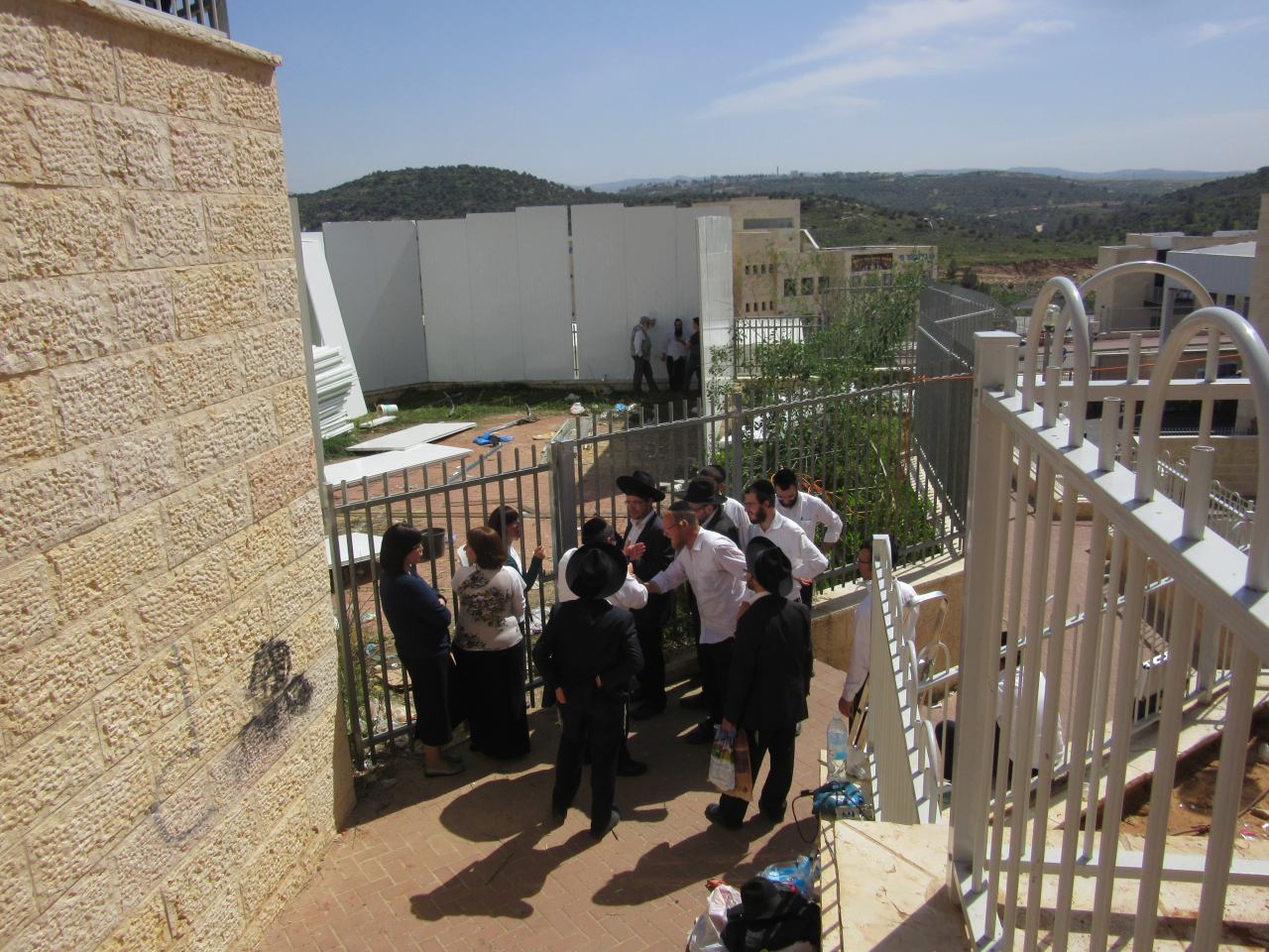 אנשי 'הפלג הירושלמי' רוצים בית כנסת ליד בית ספר לבנות