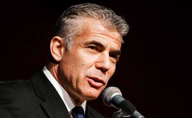 'יש עתיד' של לפיד ממשיכה לזנק בסקרים וזוכה ל-21 מנדטים