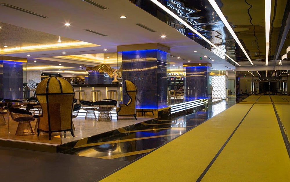 סטנדרטים של ויאטנם: חדר כושר חמישה כוכבים