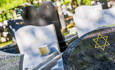 קברים, אילוסטרציה