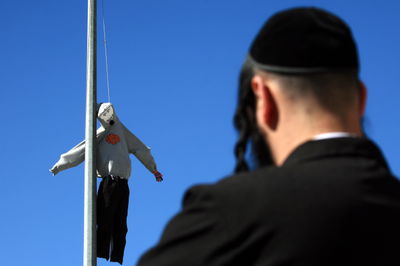 בובת המן בירושלים. ארכיון