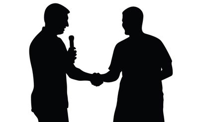 מורידים תחפושות / שמעון ברייטקופף