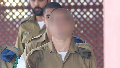 החייל החשוד. שוחרר למעצר בבסיס