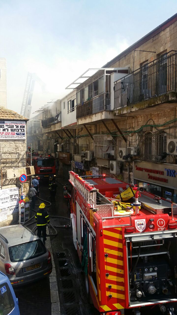 צפו בווידאו: לוחמי האש נלחמים בלהבות