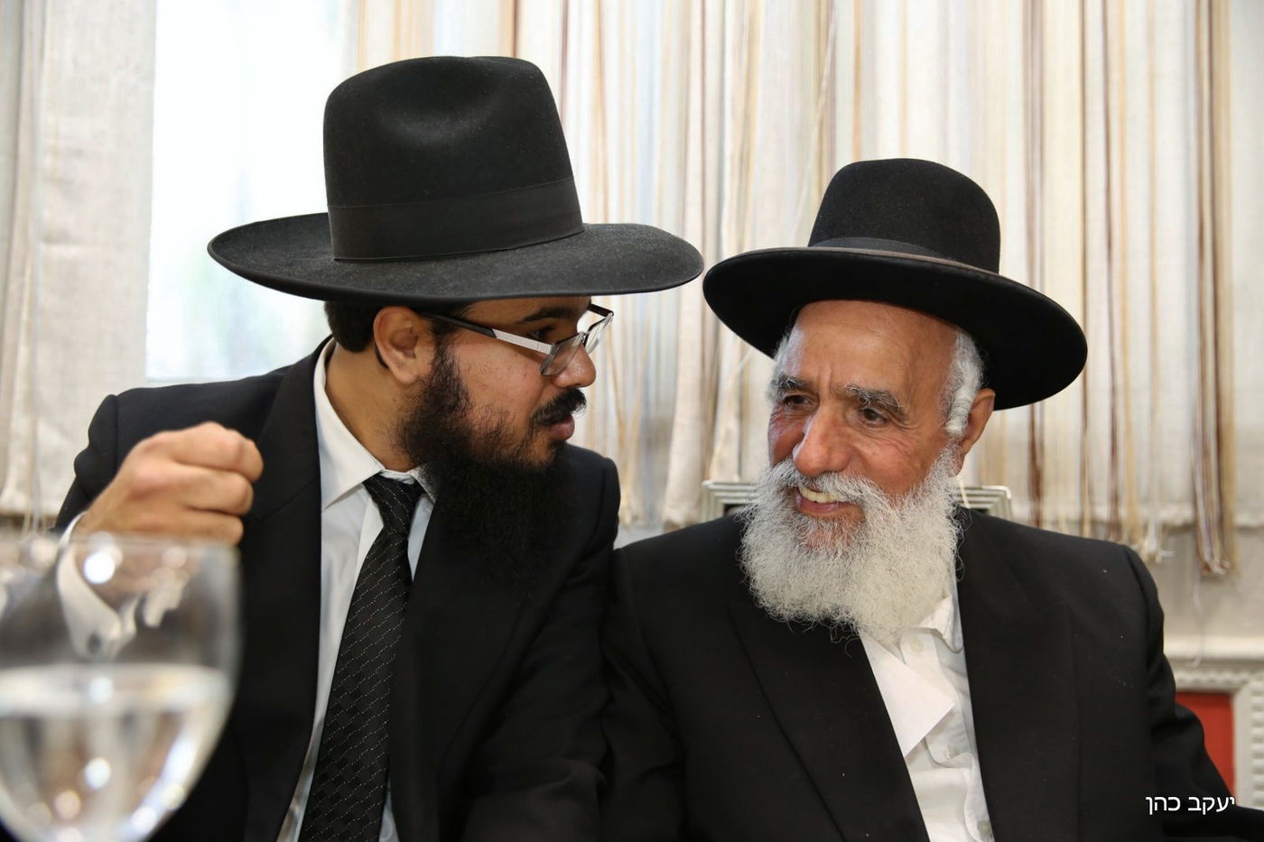 כשהמוהל המפורסם ישב סנדק בברית • גלריה