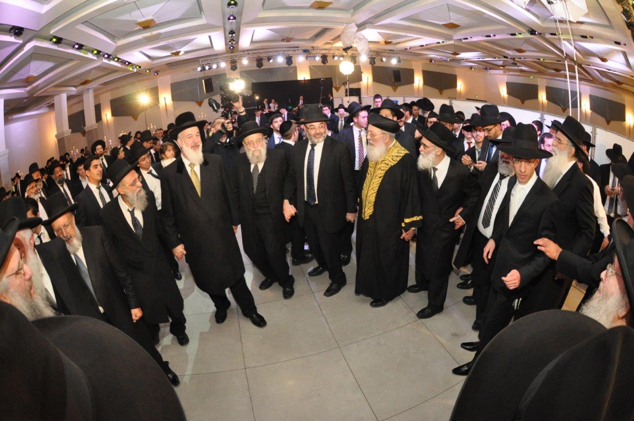שמחת חתונת נכדת הראשל"צ  ורבה של ירושלים הגר"ש עמאר