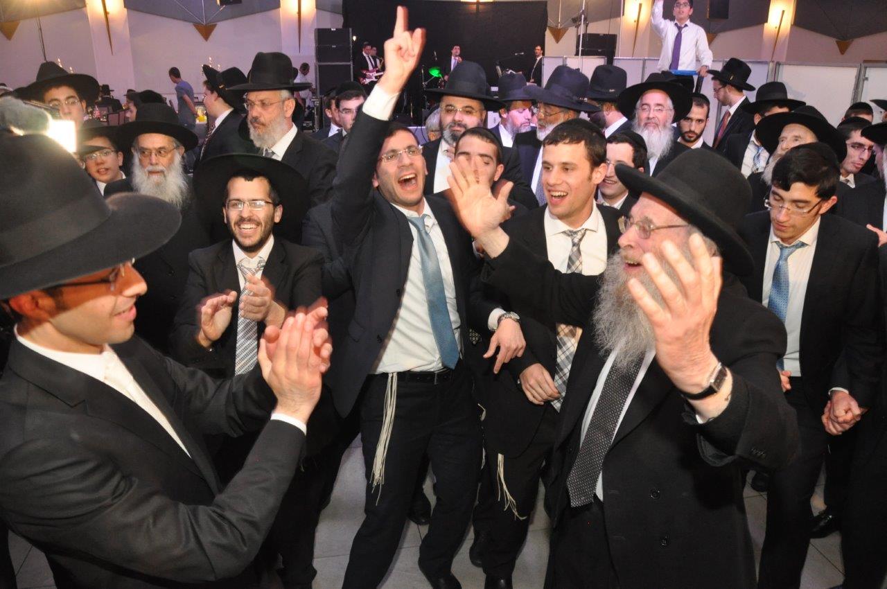 שמחת חתונת נכדת הראשל"צ  ורבה של ירושלים הגר"ש עמאר