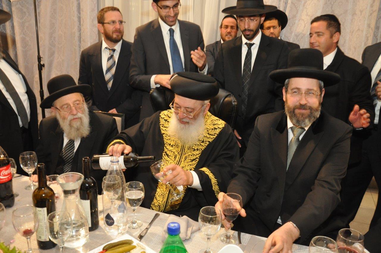 שמחת חתונת נכדת הראשל"צ  ורבה של ירושלים הגר"ש עמאר