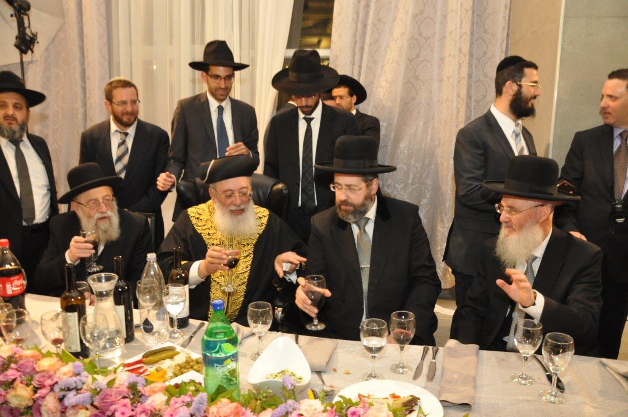 שמחת חתונת נכדת הראשל"צ  ורבה של ירושלים הגר"ש עמאר