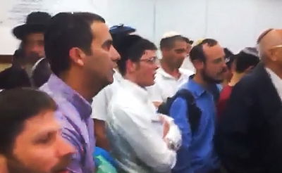 בלי אבא: כך נראתה שמחת הברית של נצח בנימין אטינגר