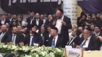 צפו: הבדחן אבא טורצקי מצחיק את הליטאים