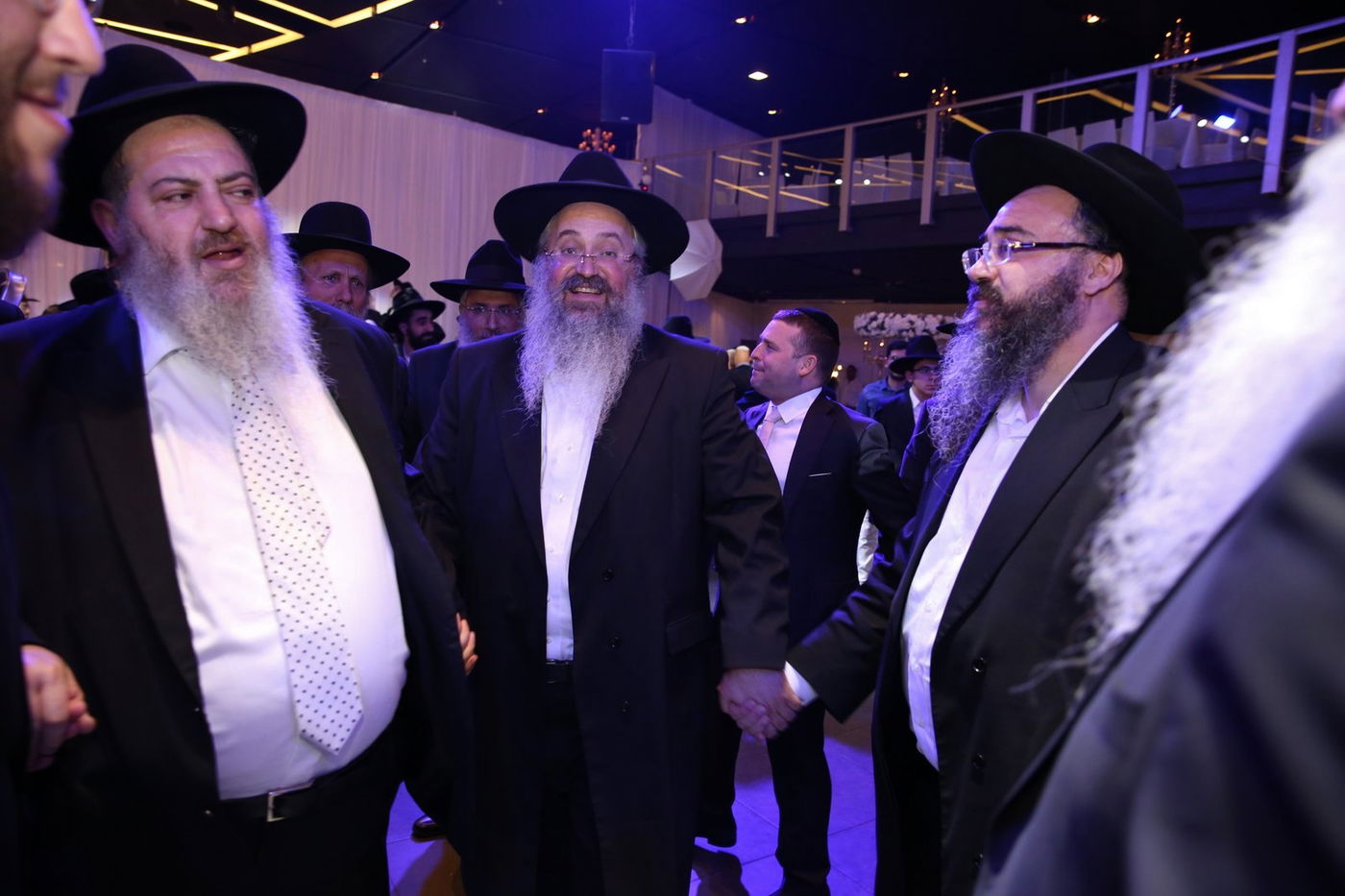 עם הכוס של באבא סאלי: חתונת נכד באבא ברוך