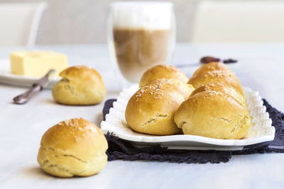 לחמניות כשרות לפסח עם קמח תופח של 'מאסטר שף'