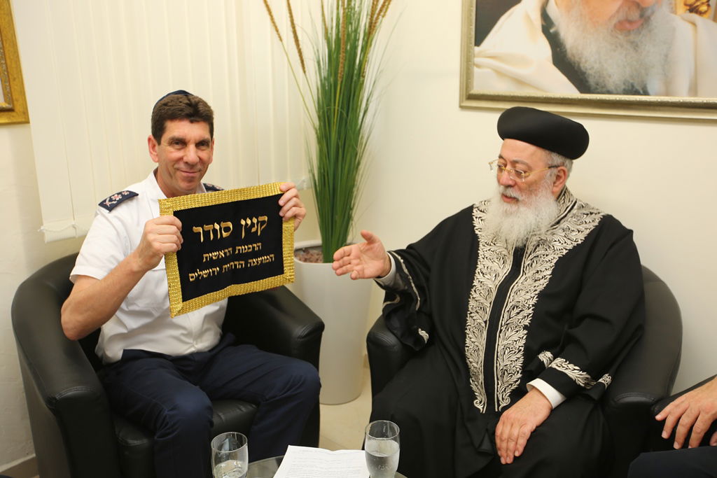 הראשל"צ ומנכ"ל מד"א