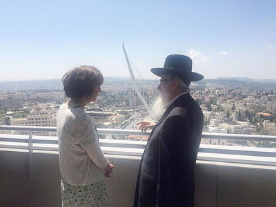 ליצמן עם שרת הבריאות הצרפתית