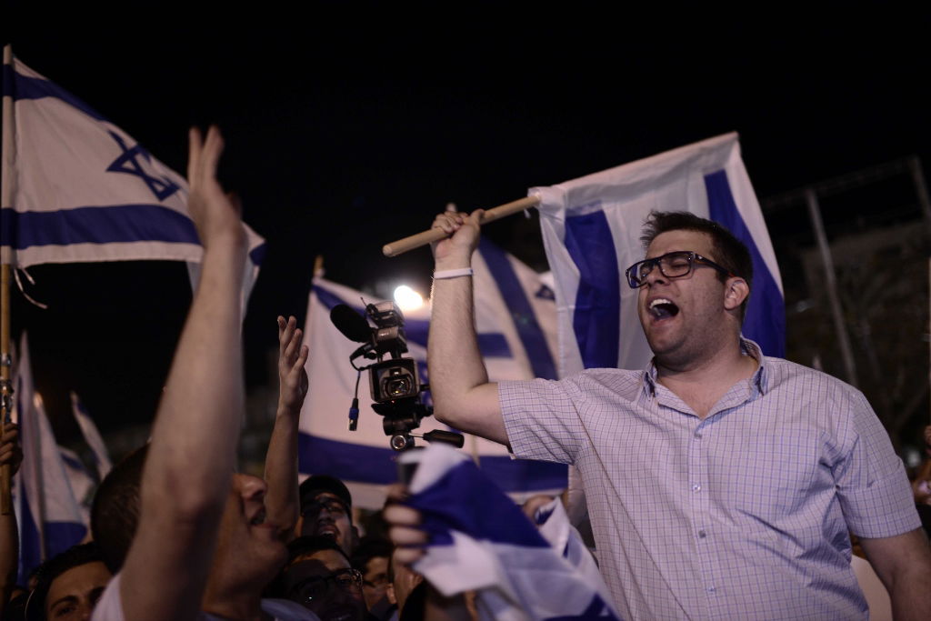 צפו: אלפים השתתפו בעצרת התמיכה בחייל אלאור אזריה