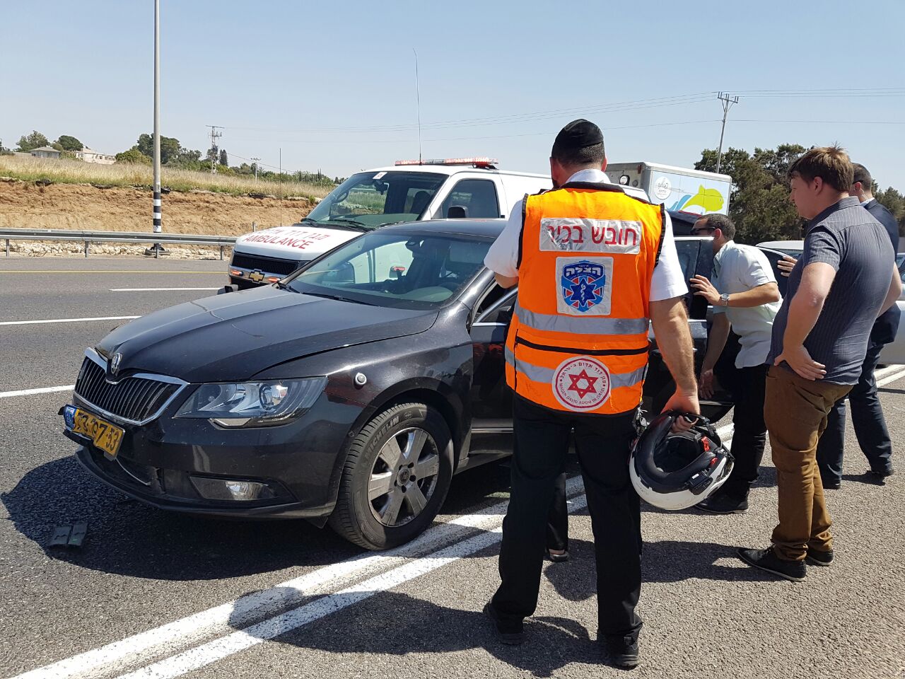 יצחק הרצוג נפצע קל מאוד בתאונת דרכים