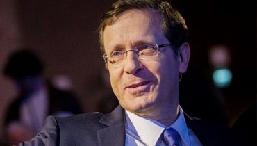 המשטרה תמליץ לסגור את התיק נגד הרצוג