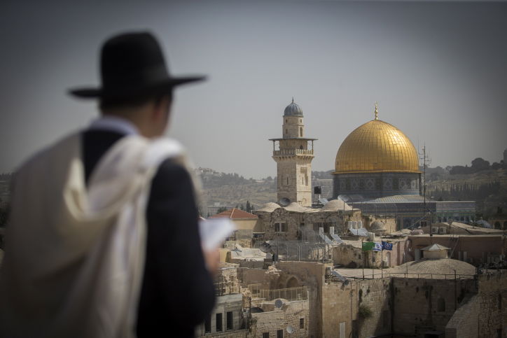 תיעוד ענק: אלפים ב'ברכת הכהנים' בכותל המערבי