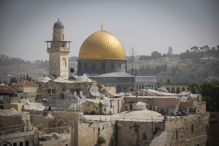 תיעוד ענק: אלפים ב'ברכת הכהנים' בכותל המערבי