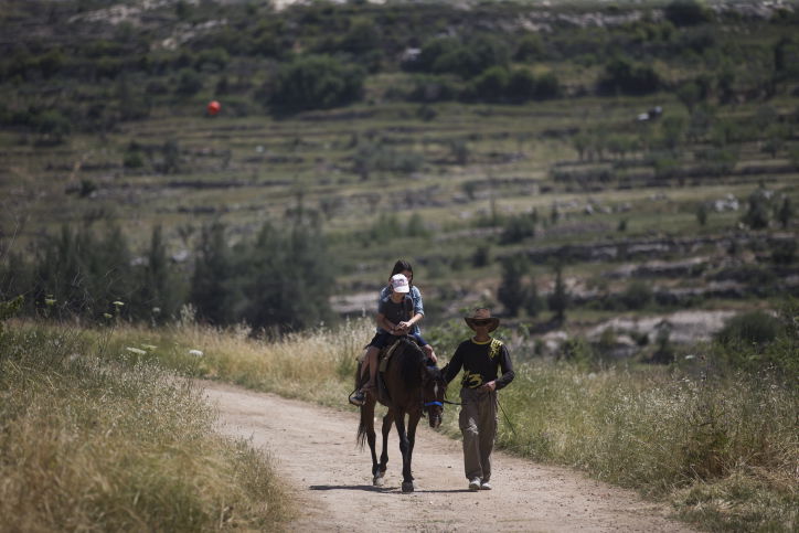 עם ישראל יוצא לטייל • תיעוד ענק