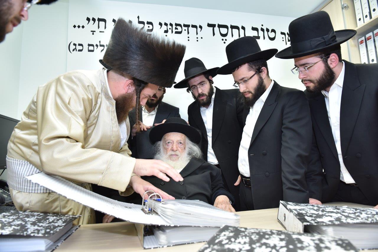 הגר"ח קנייבסקי השתתף בסיום של מאות יתומים