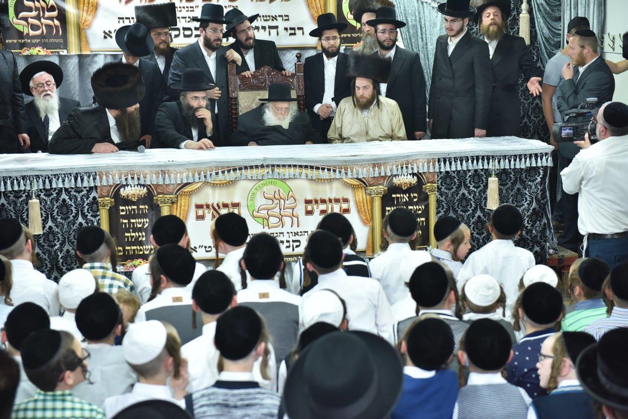 הגר"ח קנייבסקי השתתף בסיום של מאות יתומים