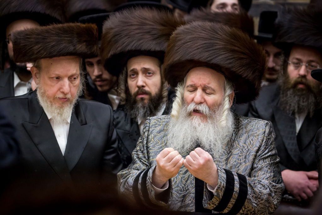 מראות הקודש מחג הפסח בבאבוב • תיעוד