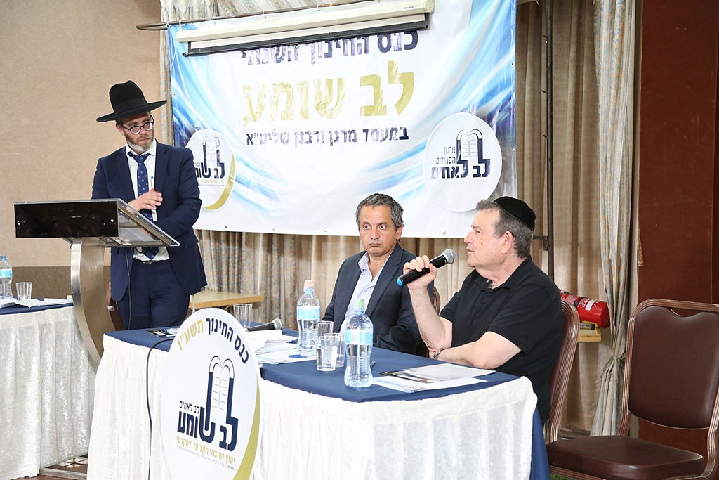 רבי גרשון אדלשטיין: "יש יצר הרע לדעת נייעס, אפשר להיגמל"