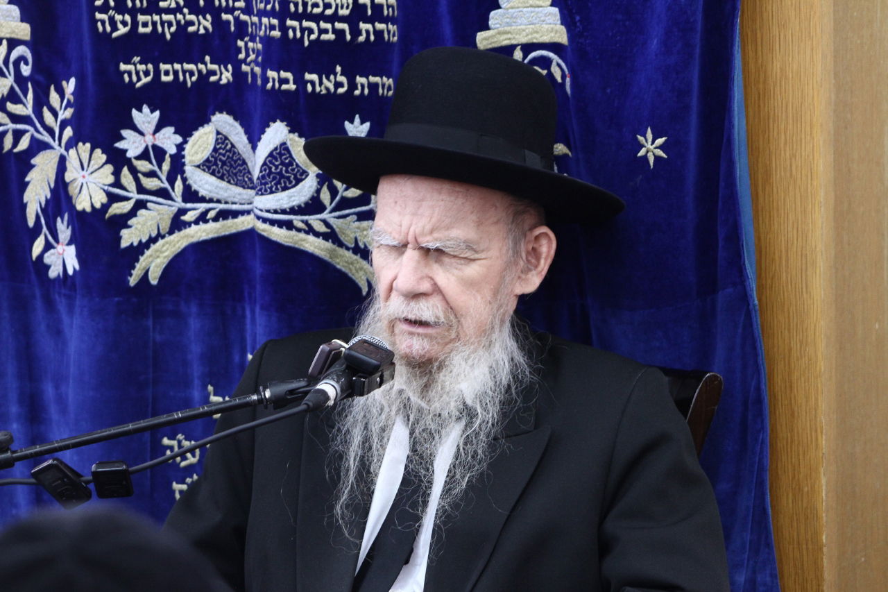 רבי גרשון אדלשטיין: "יש יצר הרע לדעת נייעס, אפשר להיגמל"