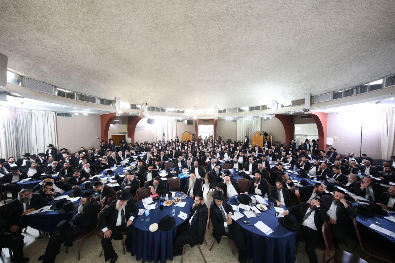 רבי גרשון אדלשטיין: "יש יצר הרע לדעת נייעס, אפשר להיגמל"