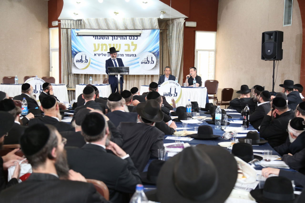 רבי גרשון אדלשטיין: "יש יצר הרע לדעת נייעס, אפשר להיגמל"