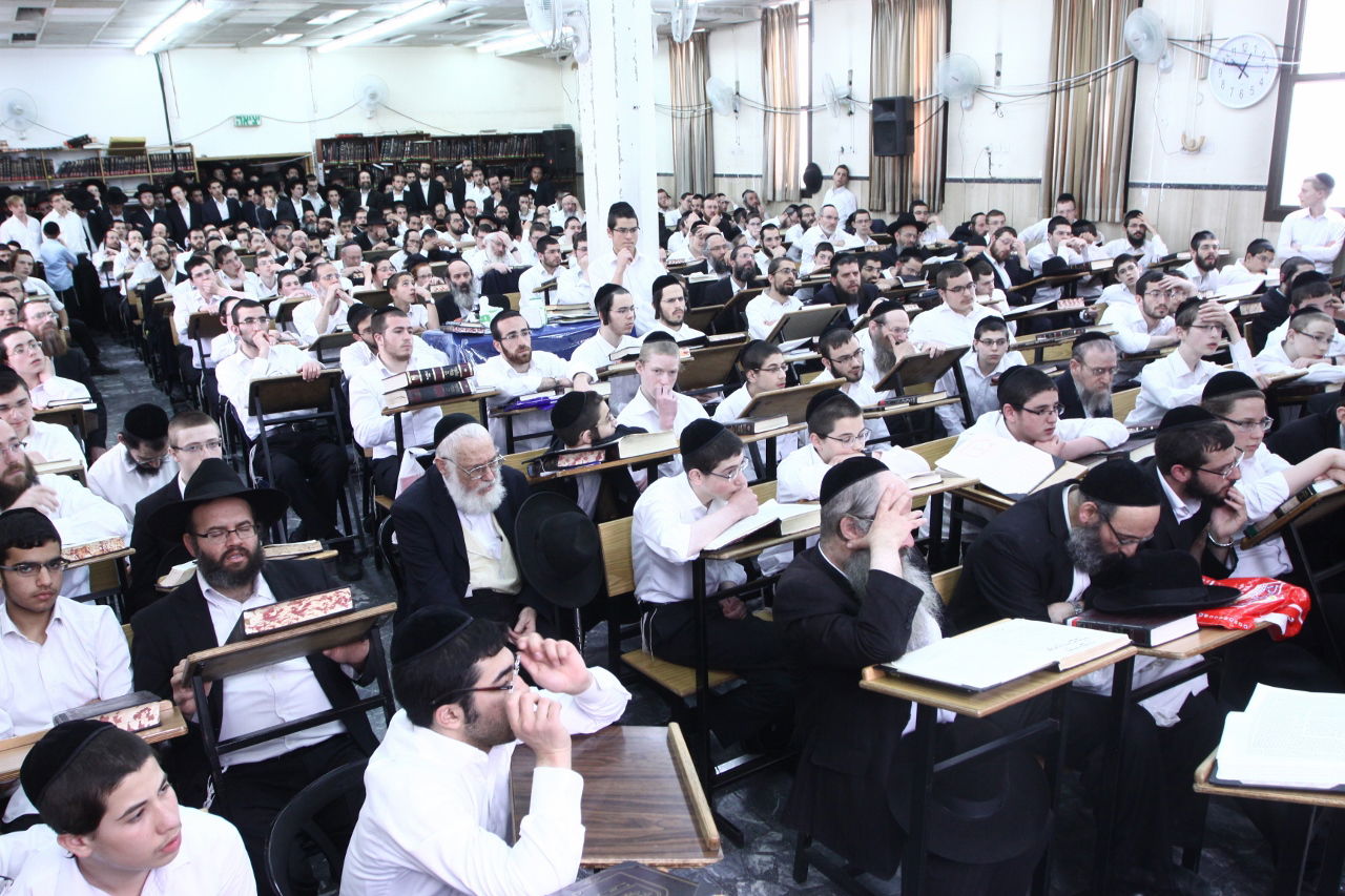 רבי גרשון אדלשטיין: "יש יצר הרע לדעת נייעס, אפשר להיגמל"