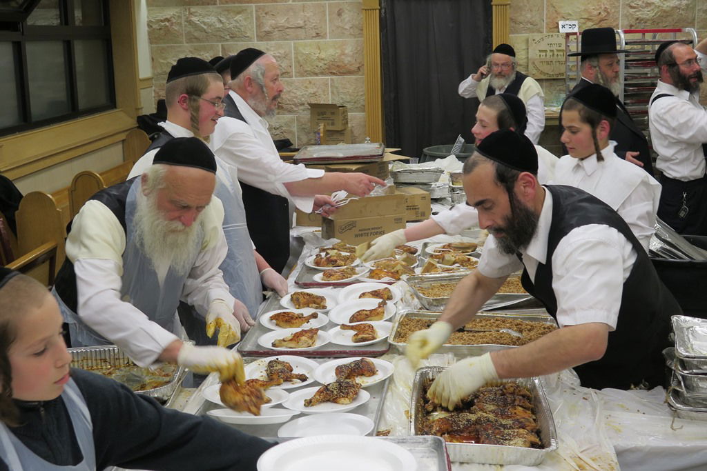 יארצייט בסאטמר לבעל ה"ברך משה" • צפו