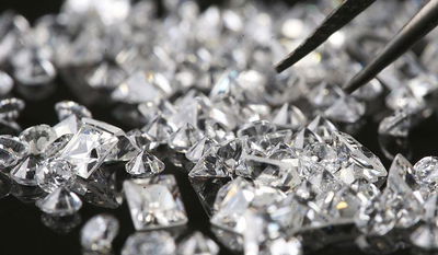 אבנים יקרות