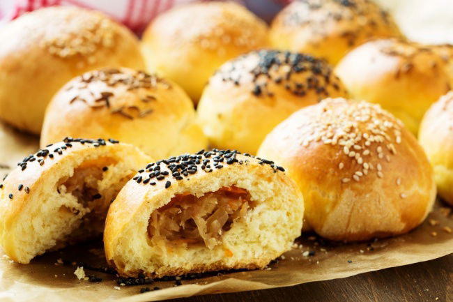 לחמניות שמרים עם 3 מילויים שונים