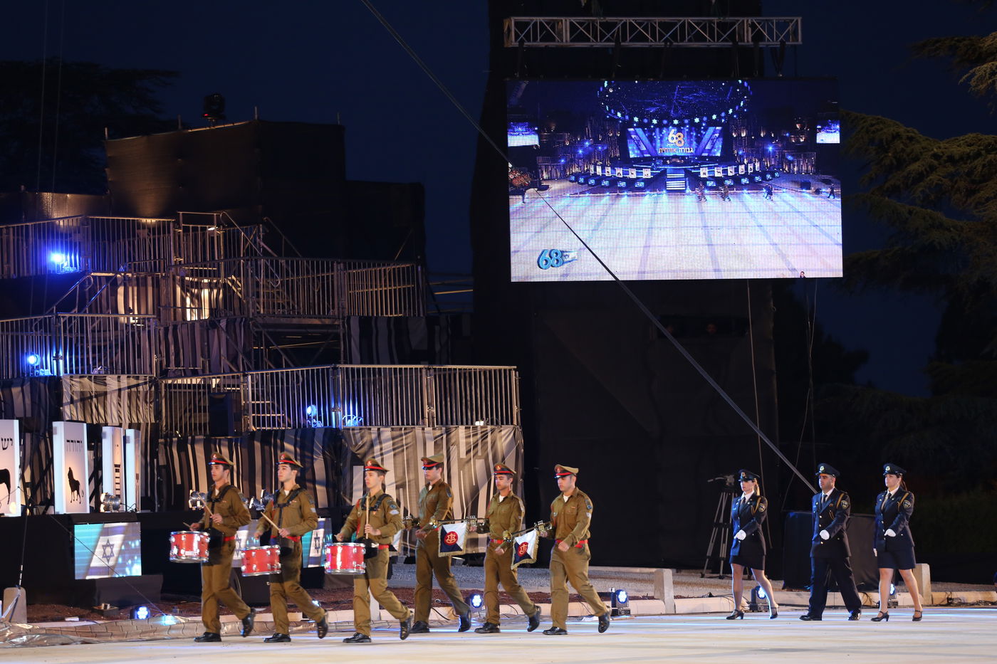 גלרית ענק: טקס יום העצמאות בהר הרצל