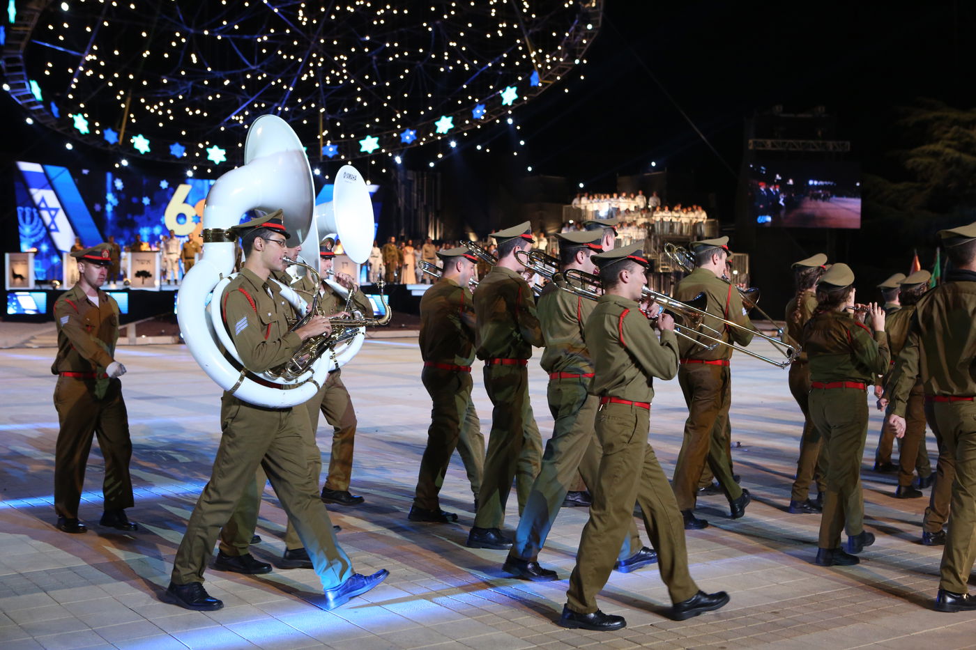 גלרית ענק: טקס יום העצמאות בהר הרצל
