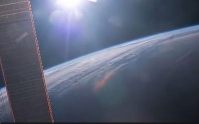 אז איך נראית הזריחה מהחלל? צפו בווידאו