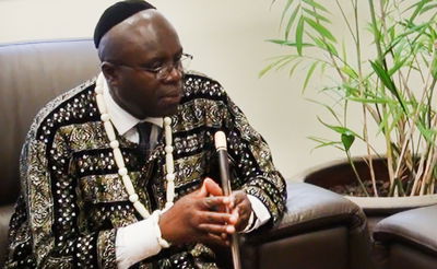 'מלך מלכי המלכים' של אפריקה: "אין שחור ולבן - כולנו יהודים"