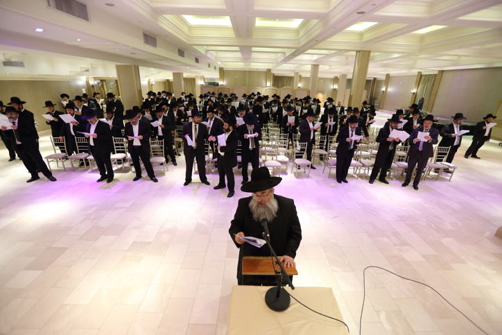 תלמידי ראש ישיבת 'אור אלחנן' זעקו לרפואתו • תיעוד