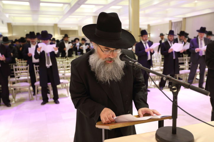 תלמידי ראש ישיבת 'אור אלחנן' זעקו לרפואתו • תיעוד