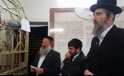 ליז'ענסק: אנשי התקשורת ערכו "מי שברך" לאריה דרעי • צפו