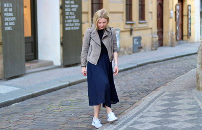 הבלוגרית אליזה מראה איך עושים את זה נכון