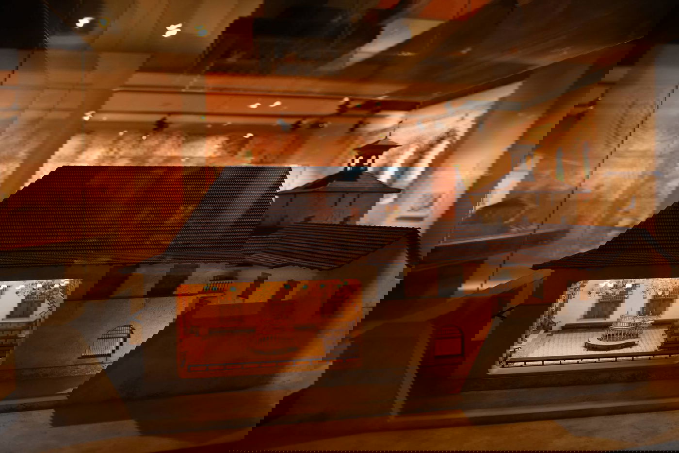 תערוכה חדשה: בתי כנסת מרהיבים מסביב לעולם