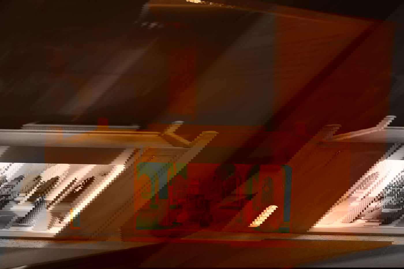 תערוכה חדשה: בתי כנסת מרהיבים מסביב לעולם