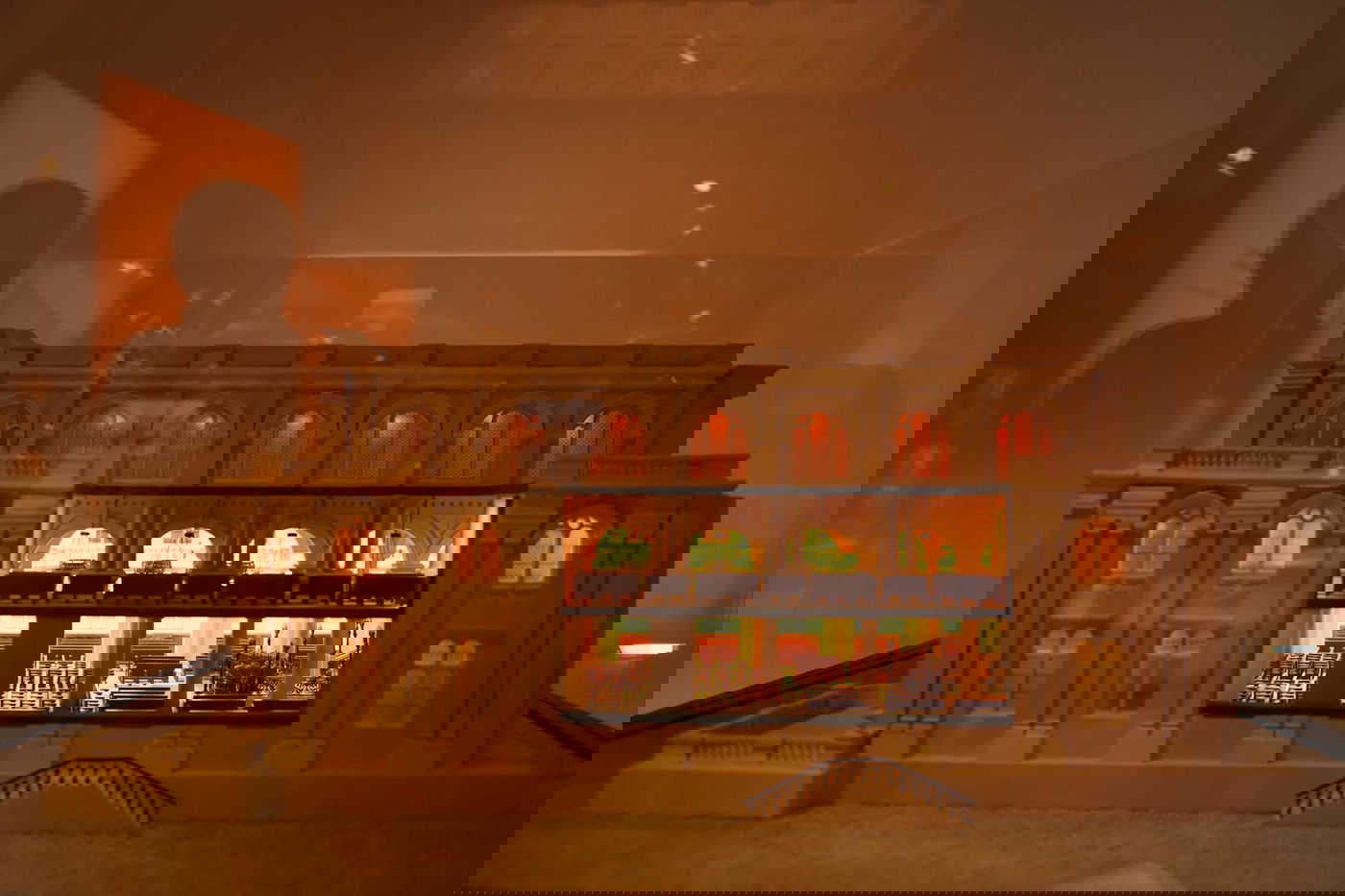 תערוכה חדשה: בתי כנסת מרהיבים מסביב לעולם