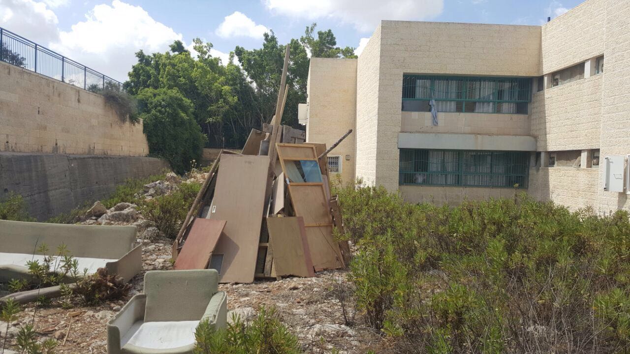 אלעד: פורקו מדורות שסיכנו חיי אדם