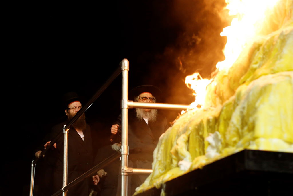 יחד עם החוגגים בקרית יואל: הכתבת של News12